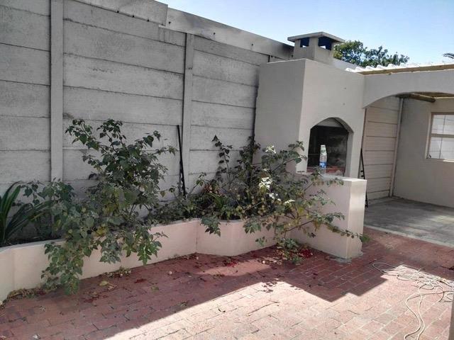 6 Bedroom Property for Sale in Tijgerhof Western Cape